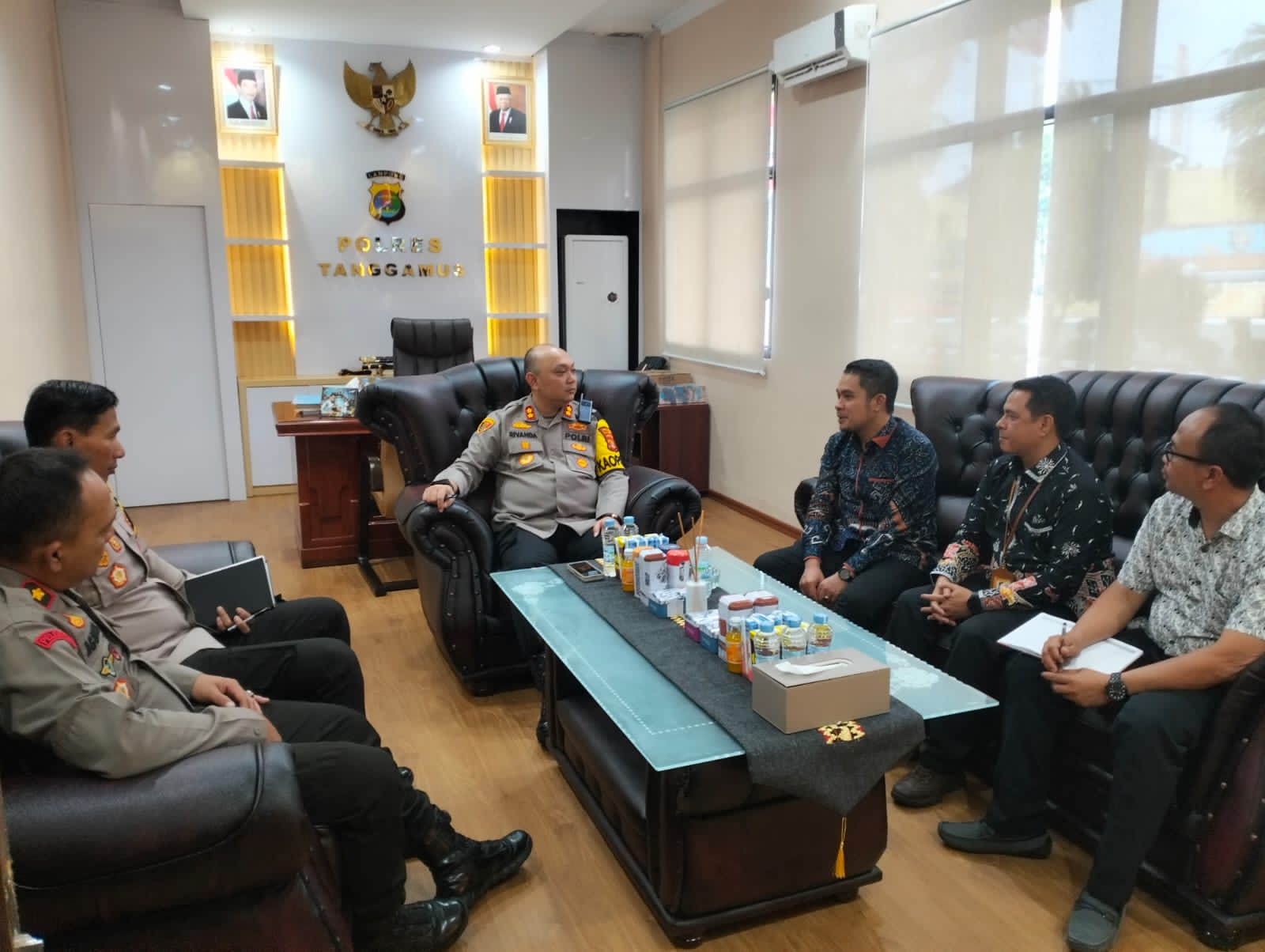 Bahas Pilkada Tanggamus, Kapolres Dan Komisioner Bawaslu Duduk Satu Meja