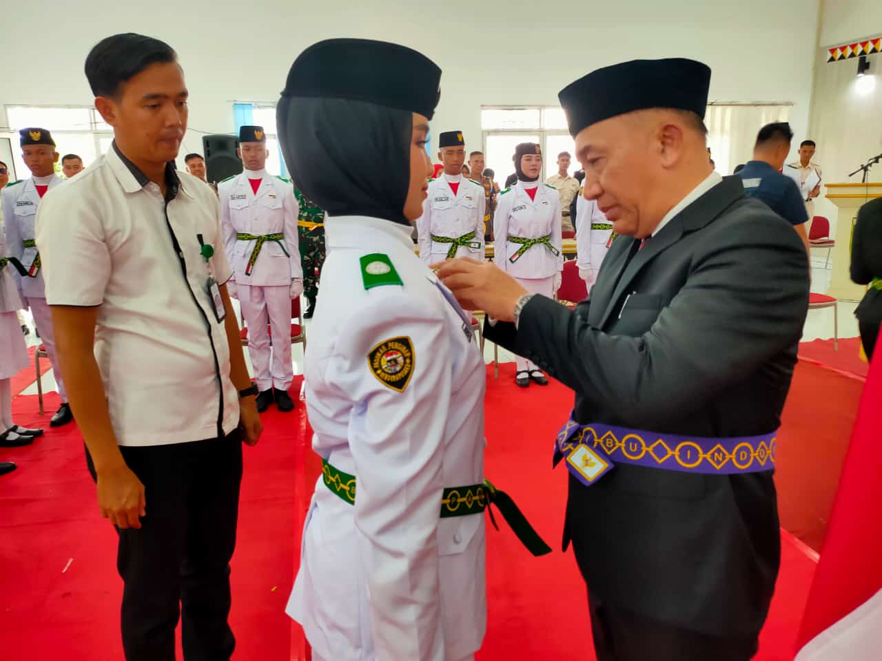 Pj. Bupati Tanggamus Kukuhkan 30 Paskibraka