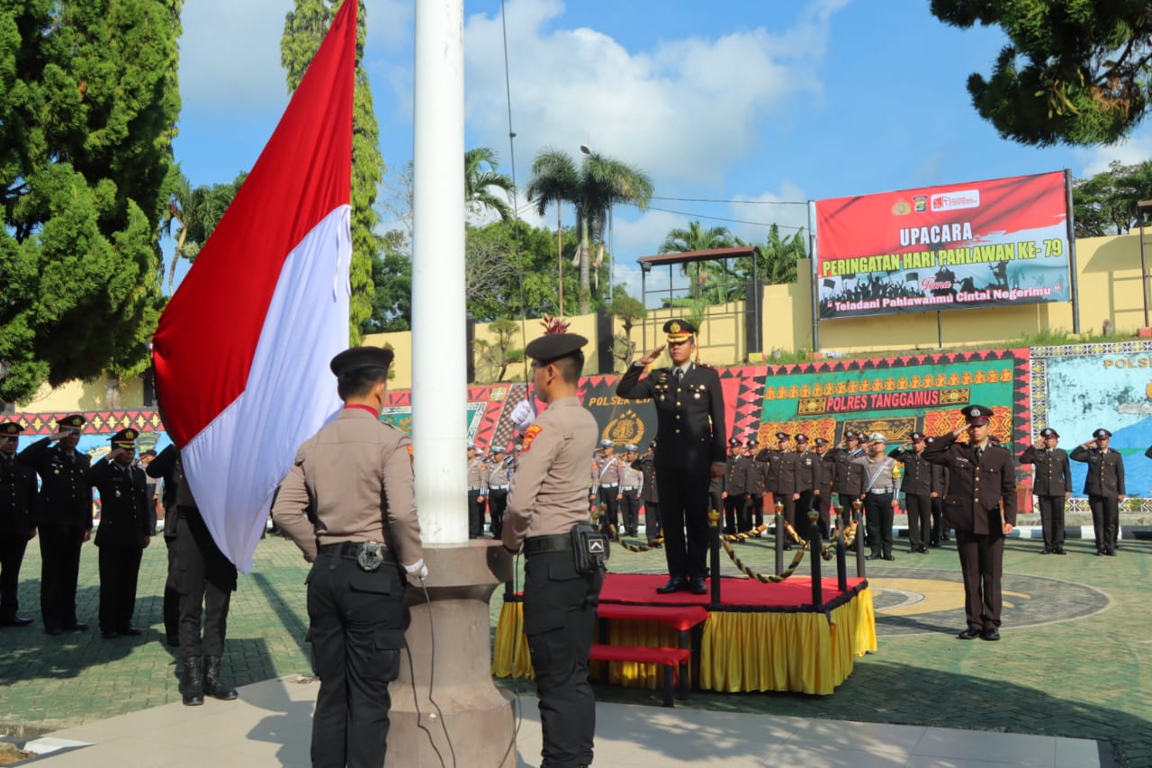 Polres Tanggamus Gelar Upacara Peringatan Hari Pahlawan ke-79 Tahun 2024
