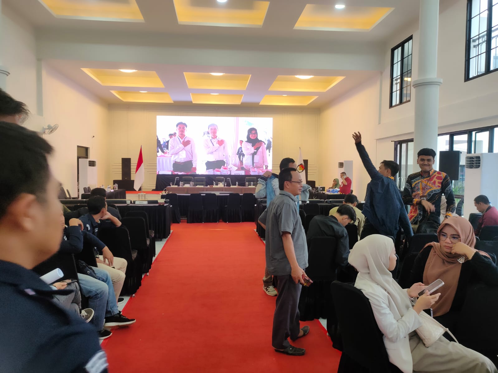 Rapat Pleno Penghitungan Suara Pilgub dan Pilbup Digelar Besok!