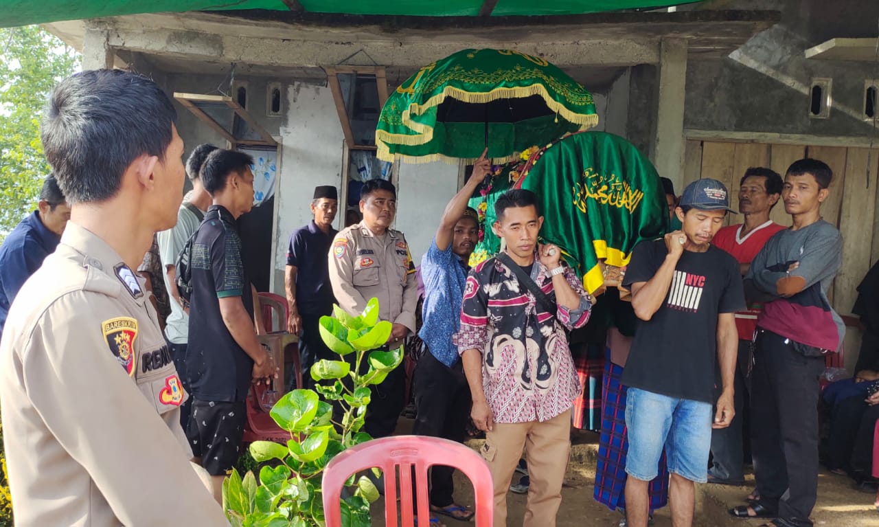 Putus Rantai Motor, Muhammad Taqwa Meninggal Tertimpa Motor Bermuatan Kayu