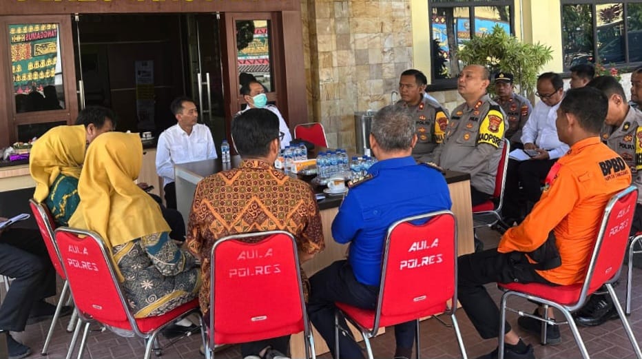 Menghindari Kejadian Tewasnya Suarni Terulang, Forkopimda dan TNBBS Datangkan 3 Pawang Gajah