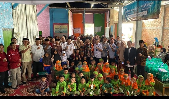 Berkolaborasi Dengan Bank Mandiri KCP Liwa, Yayasan Mazayatul dan Laznas MAI Santuni Anak Yatim Piatu