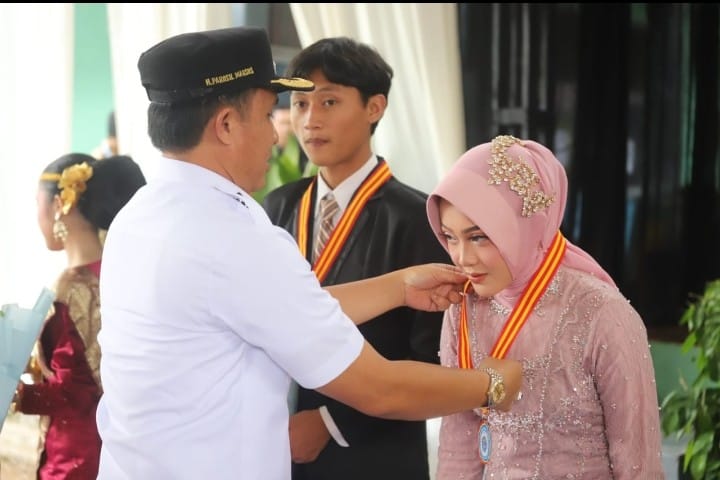 Prodi Bahasa Lampung di Unila Sepi Peminat, Parosil Mabsus : Guru Lulusan Bahasa Lampung Berpeluang Besar Berkarir di Lampung Barat