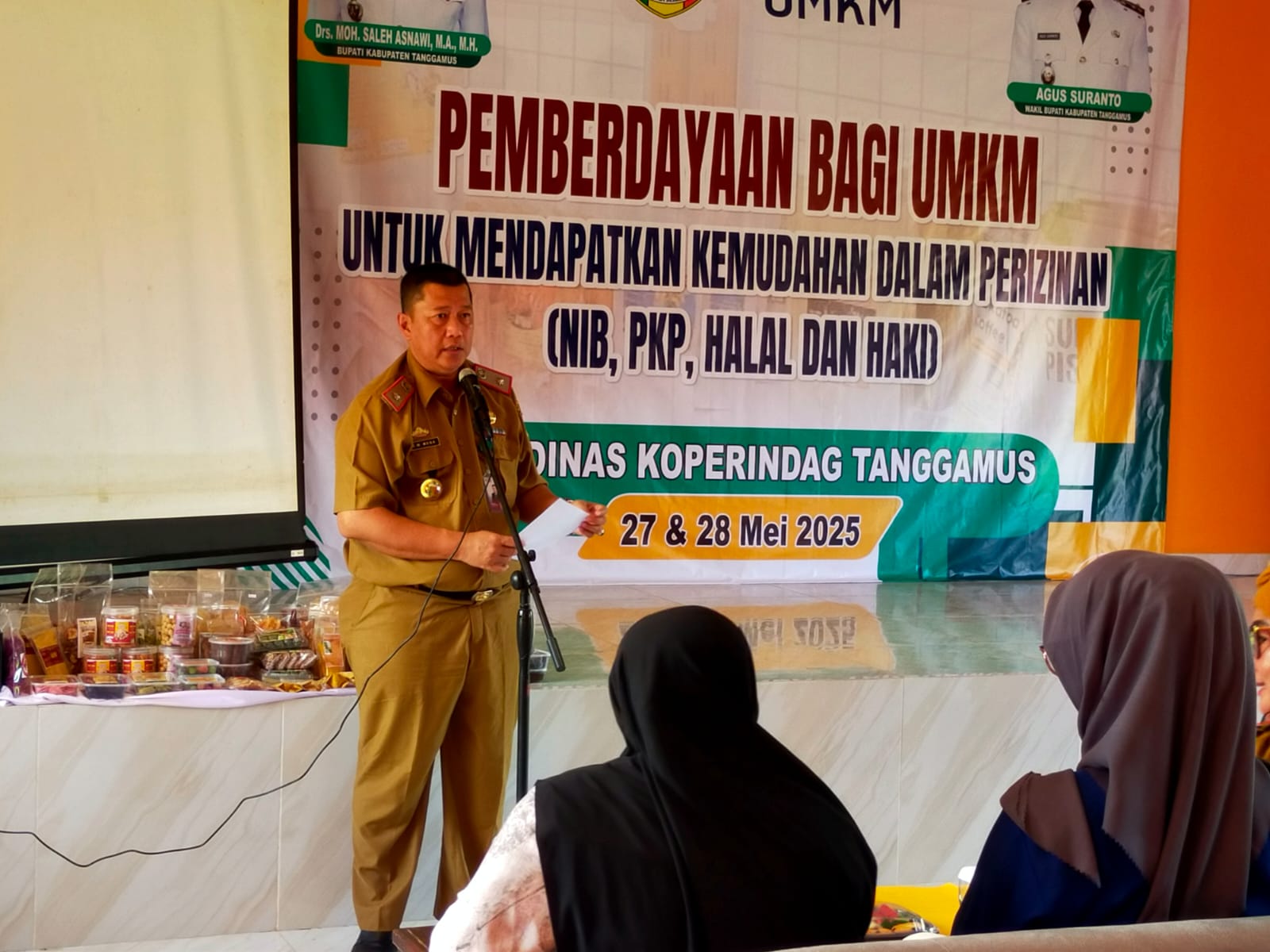 Mewakili Bupati Tanggamus, Asisten Ekobang Buka Pelatihan Perizinan Pelaku UMKM