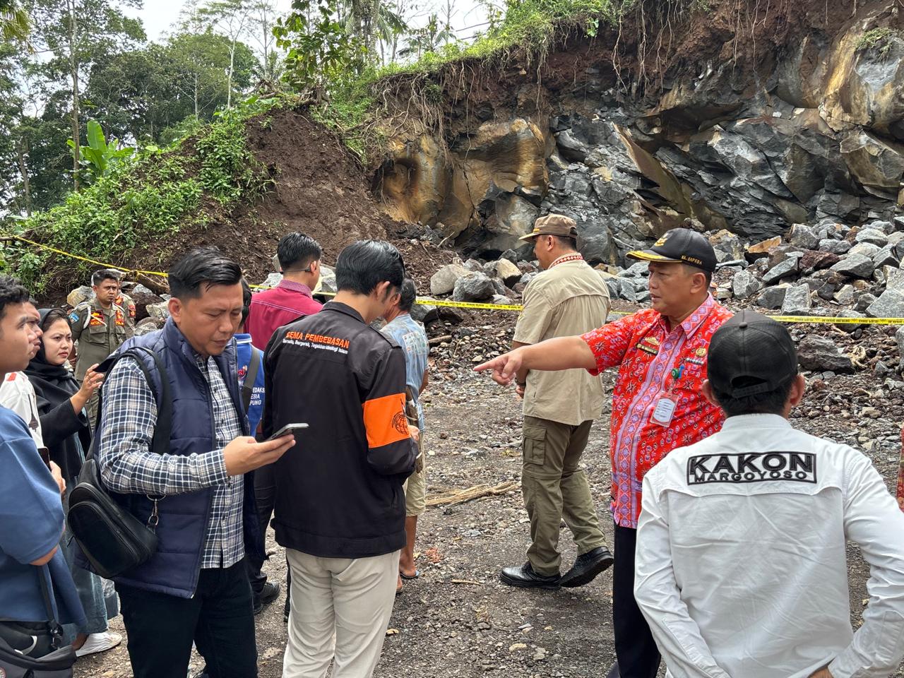 Pemkab dan Polres Tanggamus Segel 7 Pertambangan Batu Ilegal di Wilayah Sumberejo