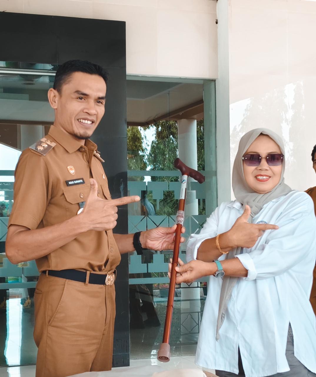 Pemkab Tanggamus Terima Bantuan Alat Bantu Kesehatan Dari Yayasan Sultan Al Barkah