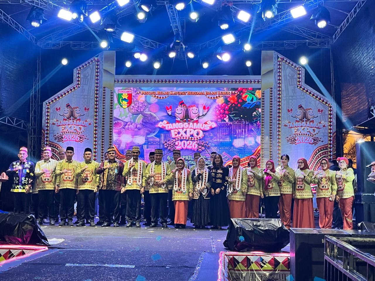 Bupati Jalan Lurus Resmi Buka Tanggamus Expo 2026