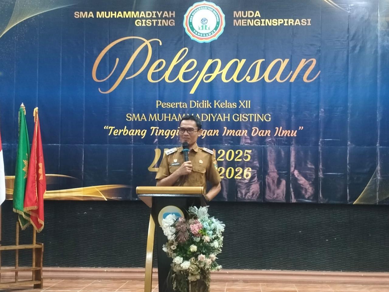 Wabup Tanggamus Hadiri Pelepasan Siswa SMA Muhammadyah Gisting : Saya Bangga dan Bersyukur Pernah Mengenakan Almamater SMA Muhammadyah Gisting