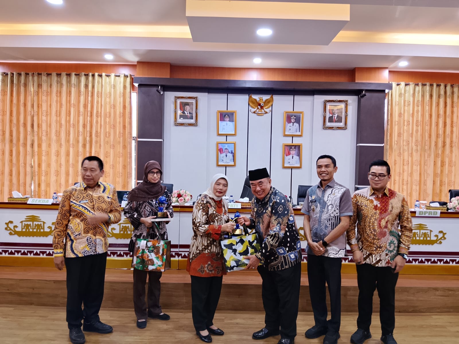 Terima Program LSDP, Ketua DPRD Ingatkan Pemkab Tanggamus Kemampuan Fiskal Daerah