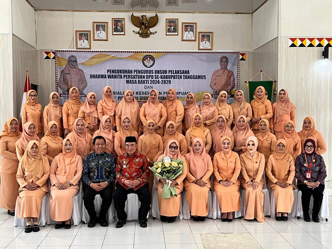 Dihadiri Saleh Asnawi dan Siti Mahmudah, 30 Pengurus Unsur Pelaksana DWP Tanggamus 2024-2029 Resmi Dikukuhkan